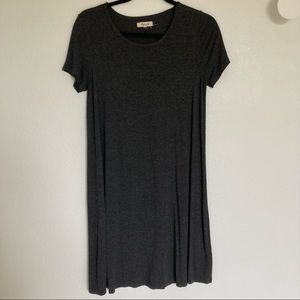 Madewell Dark Gray T-Shirt Dress Size Small